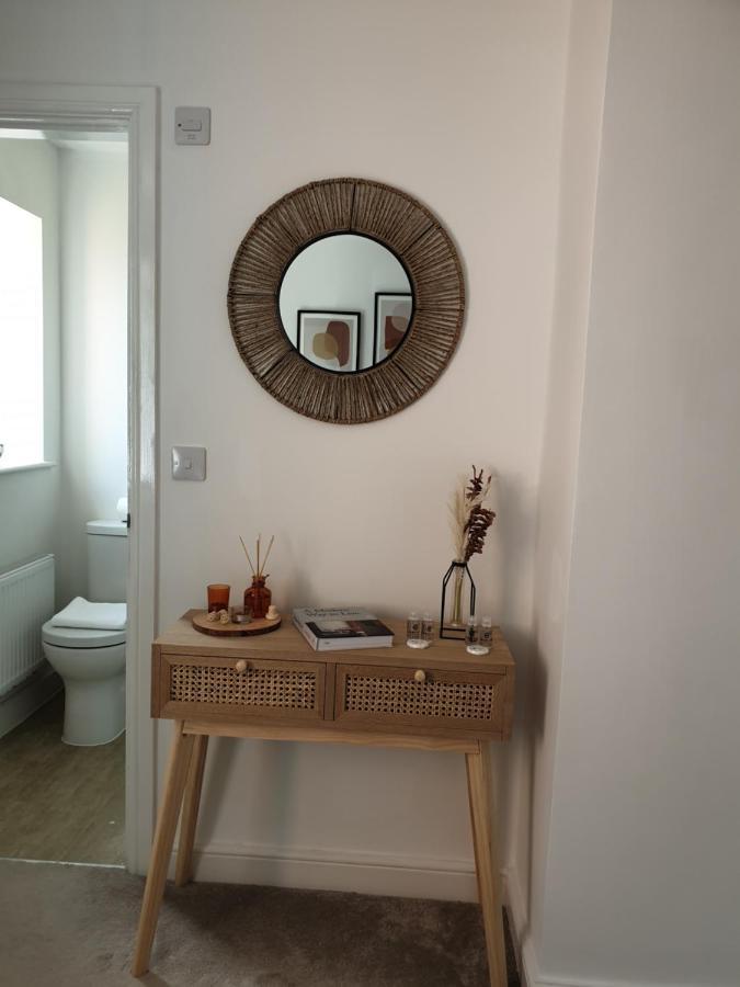 Cheerful 1 Private Room-Ensuite With Free Parking Silverdale  Eksteriør bilde