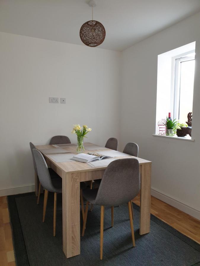 Cheerful 1 Private Room-Ensuite With Free Parking Silverdale  Eksteriør bilde