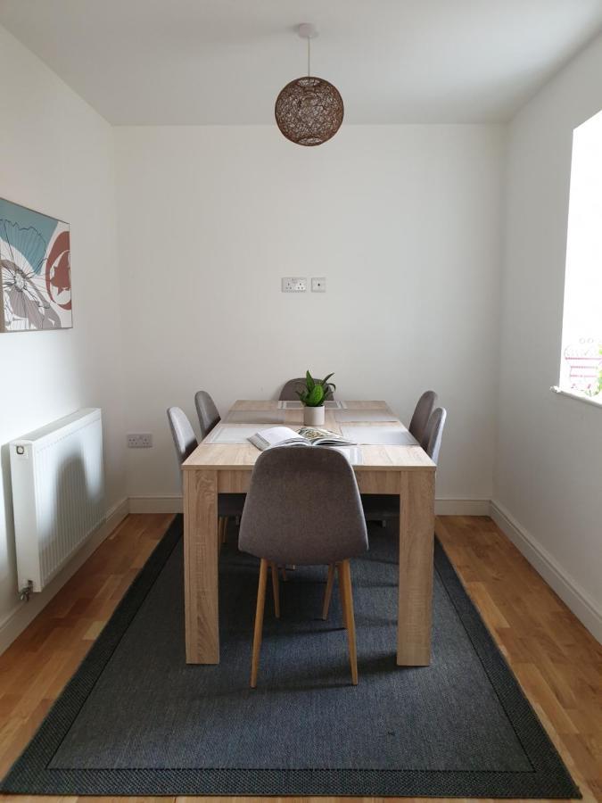 Cheerful 1 Private Room-Ensuite With Free Parking Silverdale  Eksteriør bilde
